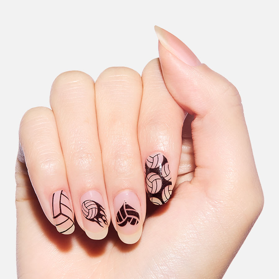 colorful_nails୨୧⋆* Rainbow Dots 🌈 Hey friends! I was browsing my saved designs